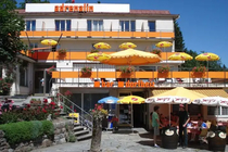 Adrenalin Backpackers Hostel